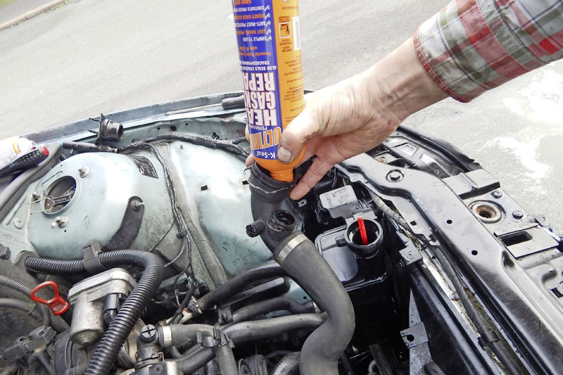 head gasket mechanic