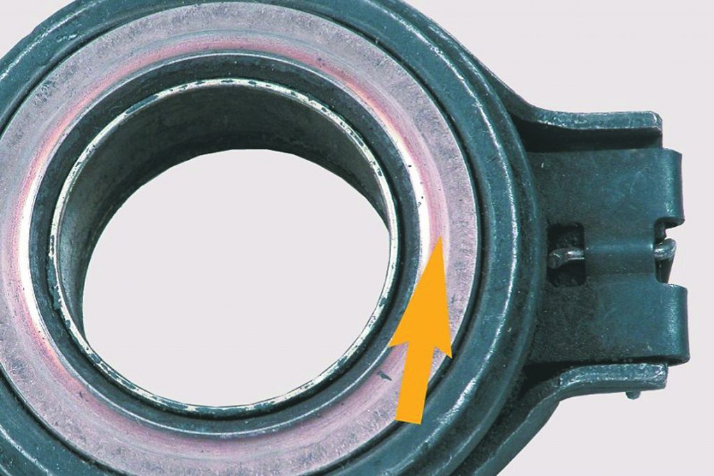 How To Spot Clutch Bearing Issues Professional Motor Mechanic