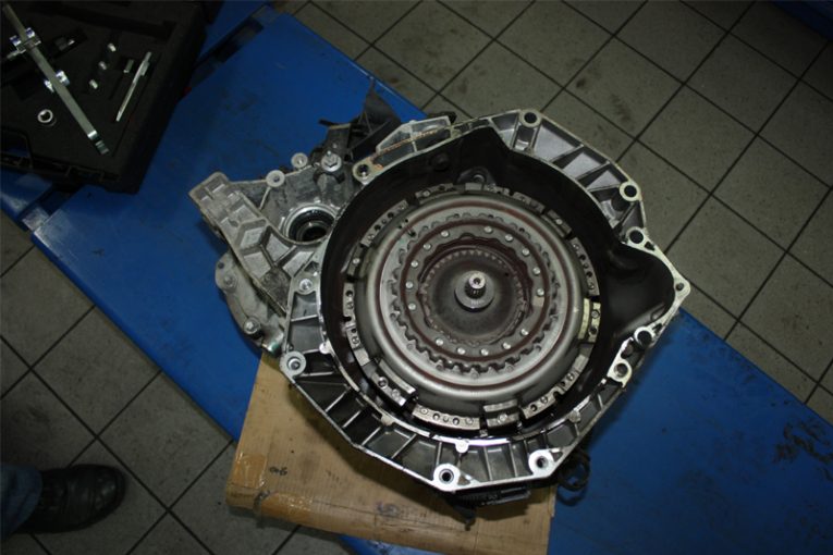 How to Replace a Double Clutch on a Renault Scenic III Professional