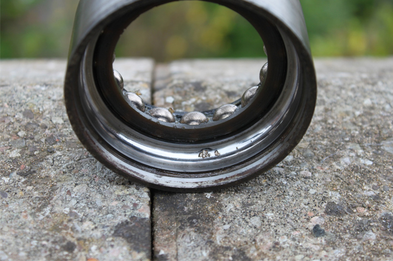 How to fit a rear wheel bearing Professional Motor Mechanic