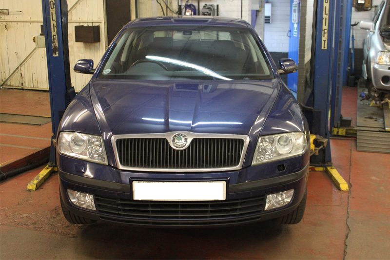 How to Fit a Clutch on a Skoda Octavia
