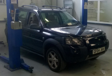 How to fit a clutch on a Land Rover Freelander