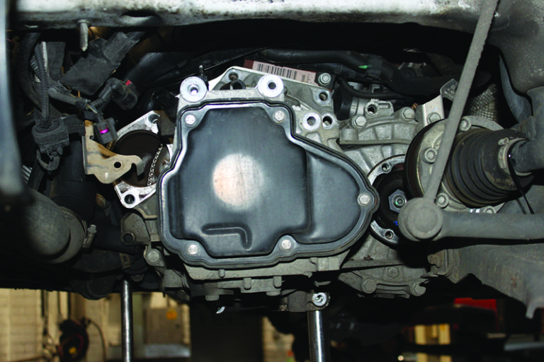 How to fit a Clutch in a Volkswagen Caddy Professional Motor Mechanic