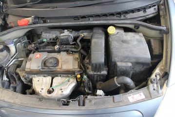 How To Fit a Clutch On a Citroën C3 - Professional Motor Mechanic