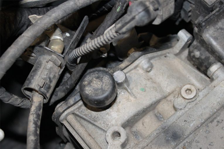 How to Fit a Clutch on an Audi A3 Professional Motor Mechanic