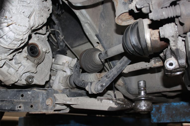 How to Fit a Clutch on a Vauxhall Astra Professional Motor Mechanic