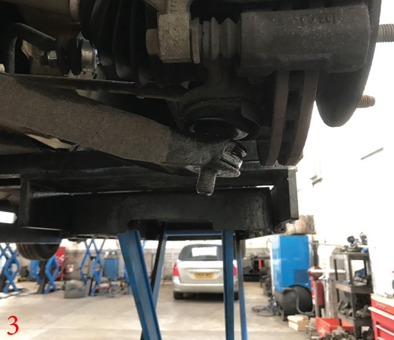 How to replace the clutch on a Ford Transit