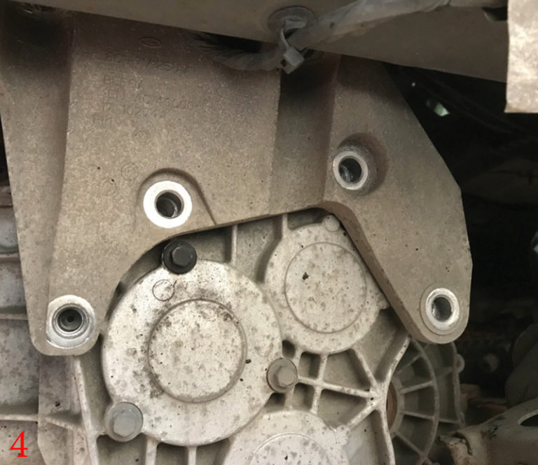 How to replace the clutch on a Ford Transit Professional Motor Mechanic
