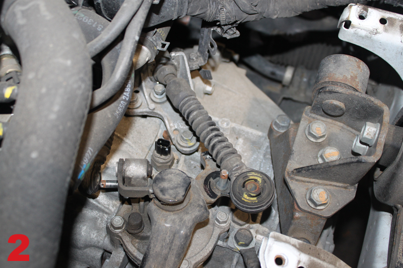 How to replace the clutch on a Kia Sportage