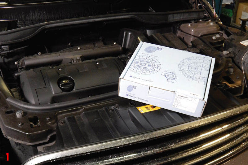 Blue Print replaces the clutch on a MINI