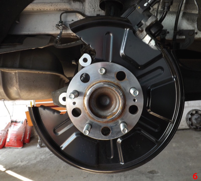 Best practice procedure for brake pad replacement - Professional Motor