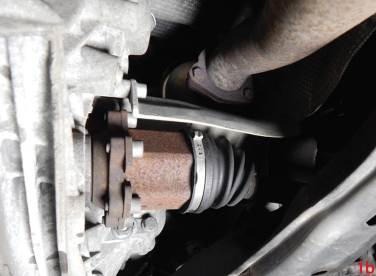 How to replace the clutch on an Audi A4 Professional Motor Mechanic