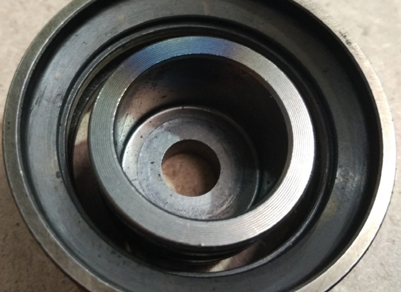 Premature failure: guide pulley bearings