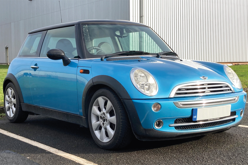 How to replace wheel bearings on a MINI Cooper