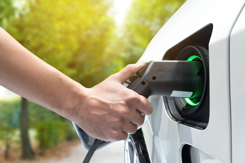 Online searches for electric vehicles boom