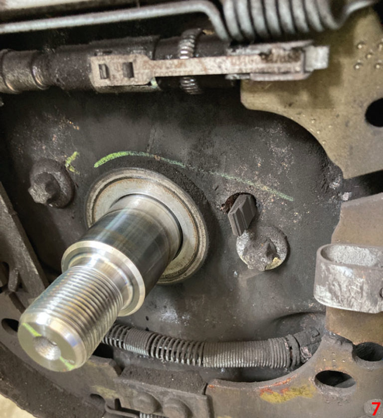 How to replace Vauxhall Corsa wheel bearings Professional Motor Mechanic