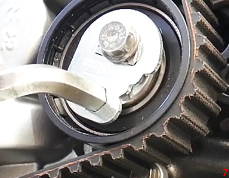How to replace the timing belt on an Iveco Daily Professional Motor