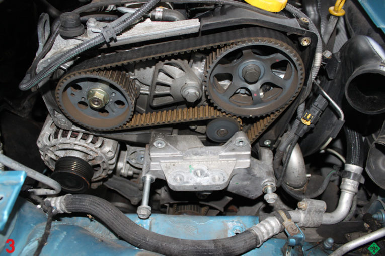 How to replace the timing belt on a Vauxhall Zafira Professional Motor Mechanic