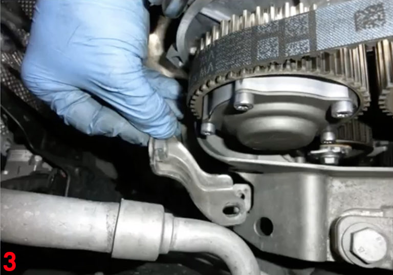 How to replace timing belt on a 1.4l Škoda Octavia Professional Motor