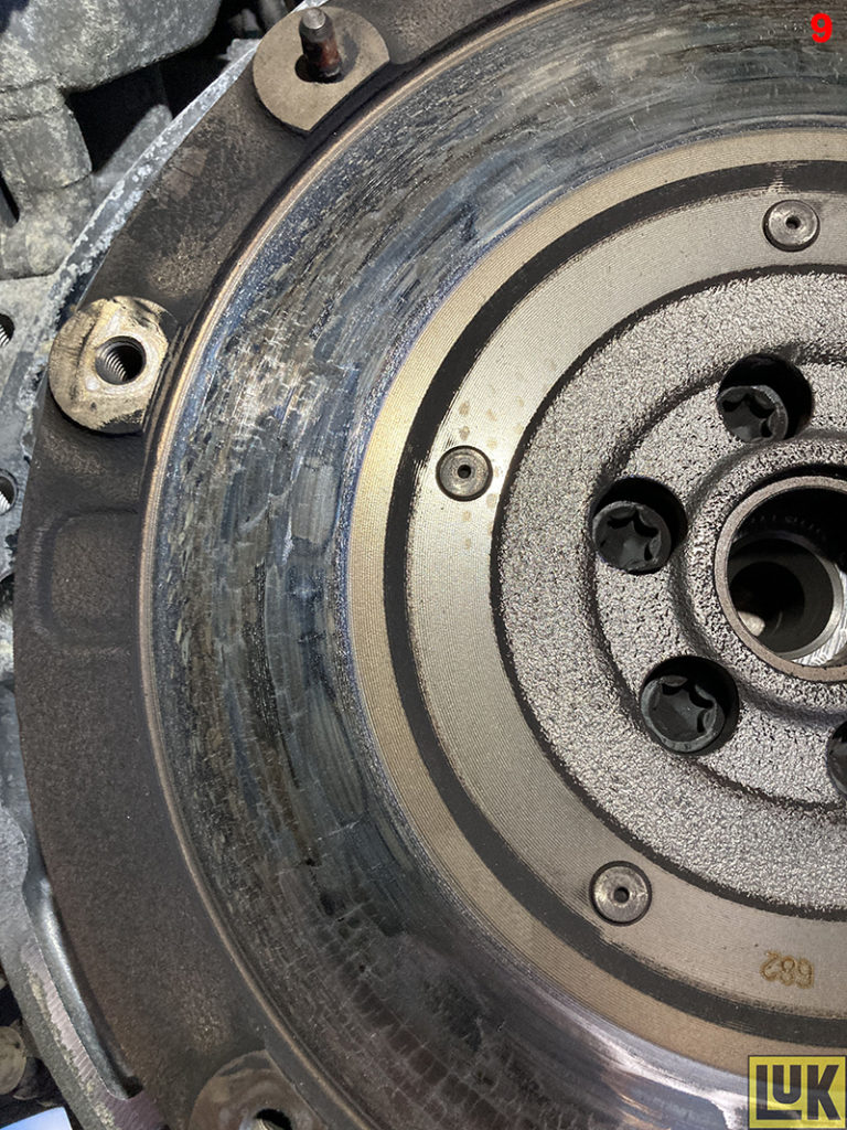 How to replace a clutch on a MINI Countryman Professional Motor Mechanic