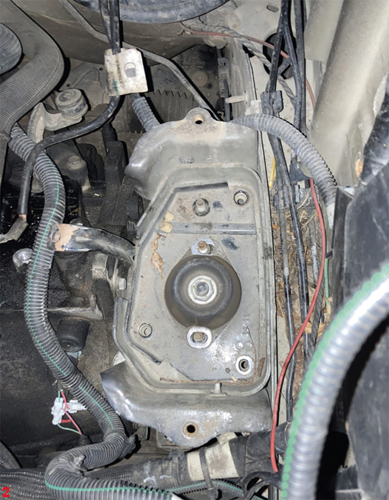 How to replace clutch on a Citroën Berlingo Professional Motor Mechanic