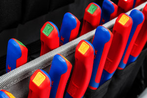 KNIPEX launches three-component Comfort Handles