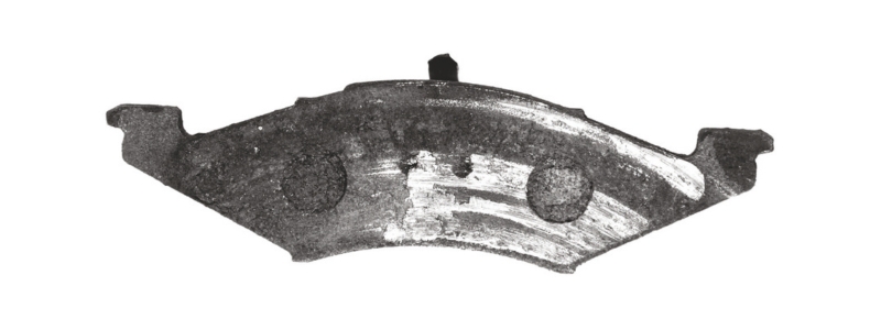What issues arise with brake pads and discs?