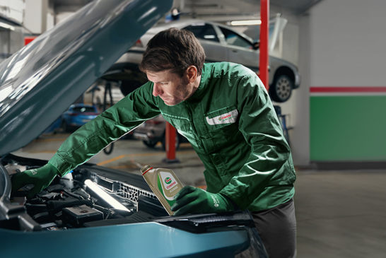 Castrol partners with the IMI