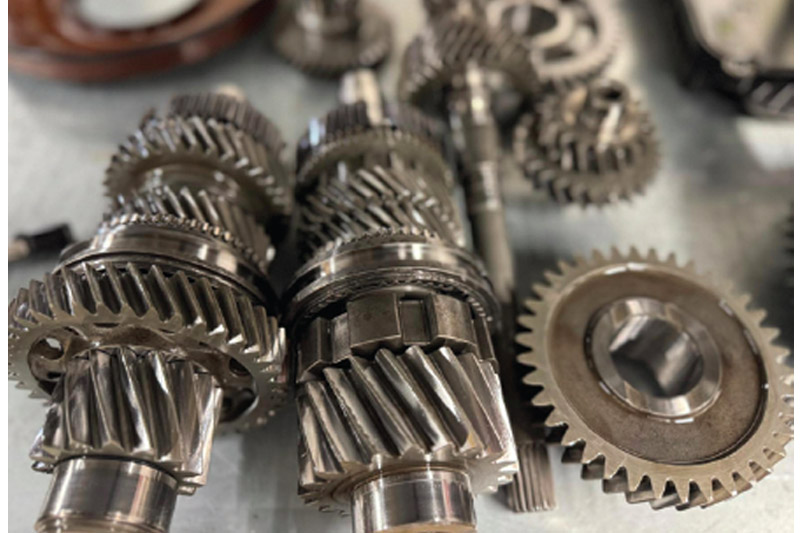 Benefits and drawbacks of a dual-clutch transmission