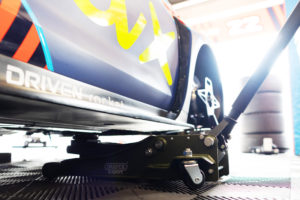 Draper tools' guide for lifting vehicles