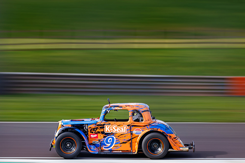 WIN! Motor racing day out with JLM