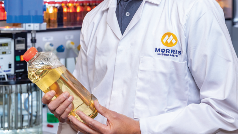 What damage can the wrong oil cause in cars?