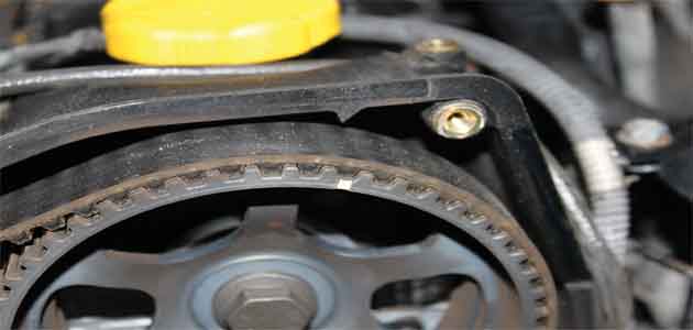 How to replace a timing belt on a Vauxhall Zafira